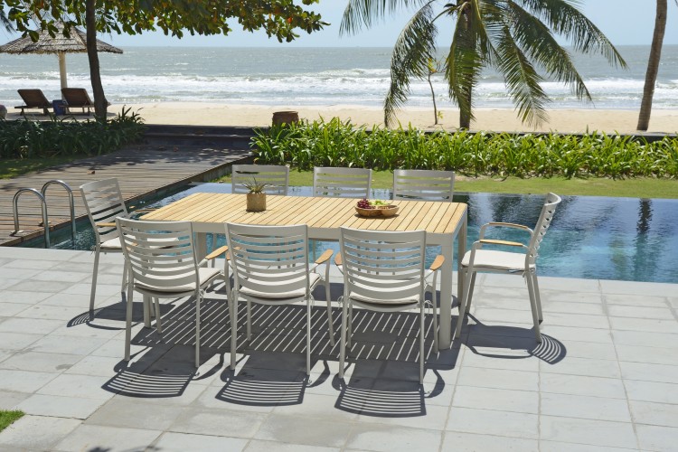 Portals 9-piece dining set (light)